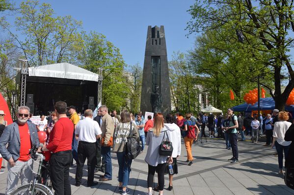 Митинг в Вильнюсе 1 мая, посвященный Международному дню трудящихся - Sputnik Литва