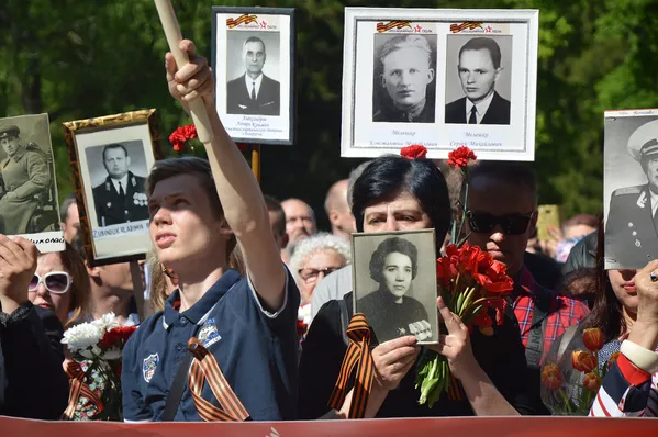 Бессмертный полк в Литве, 9 Мая 2018 года - Sputnik Lietuva