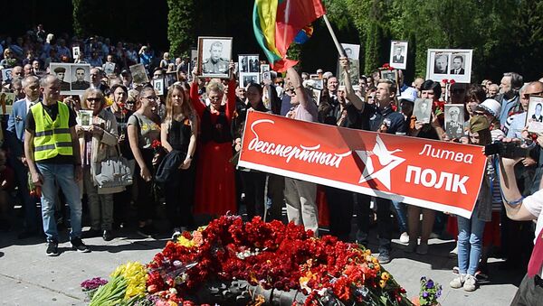 Память о великом подвиге: как отпраздновали в Литве День Победы - Sputnik Литва