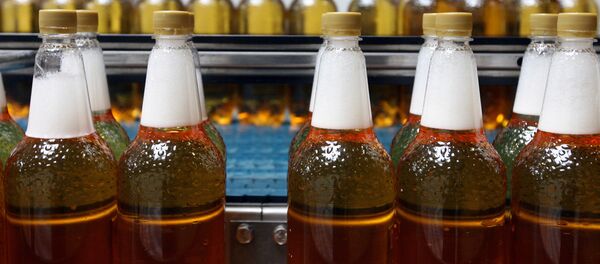 Пиво в пластиковых бутылках - Sputnik Lietuva