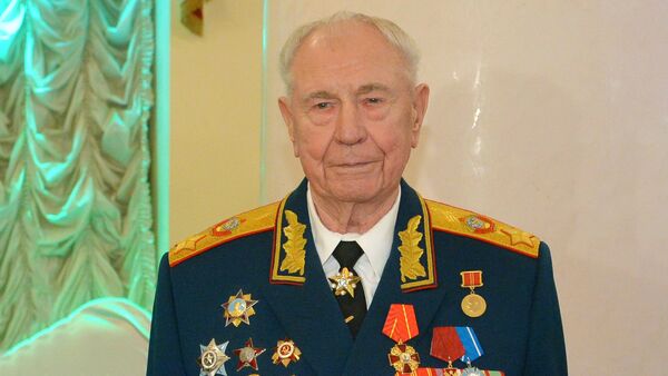 Экс-министр обороны СССР Дмитрий Язов - Sputnik Литва