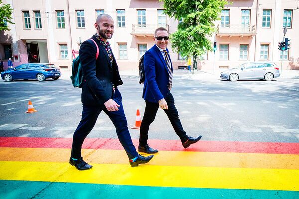 Радуга на улице в Вильнюсе Радуга на улице в Вильнюсе - Sputnik Lietuva