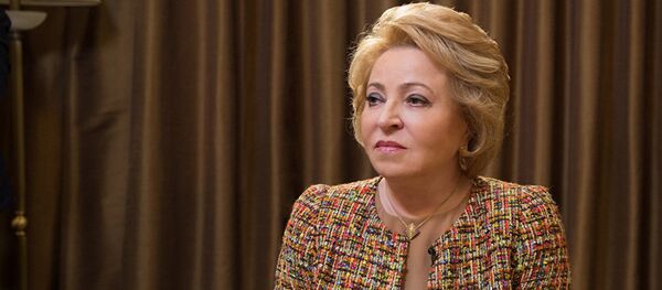 Председатель Совета Федерации РФ Валентина Матвиенко во время интервью - Sputnik Литва