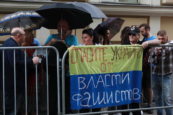 Акция в поддержку журналиста К. Вышинского Акция в поддержку журналиста К. Вышинского - Sputnik Lietuva
