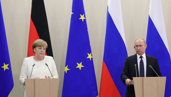 Vladimiras Putinas ir Angela Merkel - Sputnik Lietuva