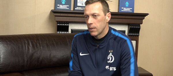 Роман Березовский о качествах вратаря и о юморе Роман Березовский о качествах вратаря и о юморе - Sputnik Литва