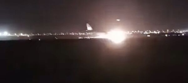 Посадка авиалайнера без шасси в Джидде - Sputnik Lietuva