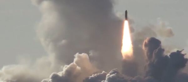 Пуски ракет Булава с Юрия Долгорукого Пуски ракет Булава с Юрия Долгорукого - Sputnik Lietuva