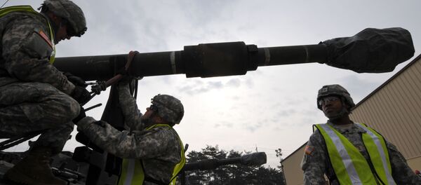 Самоходная артиллерийская установка M109 Paladin, архивное фото - Sputnik Литва