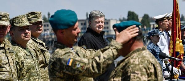 Президент Украины Петр Порошенко в Николаевской области. 23 мая 2018 - Sputnik Литва