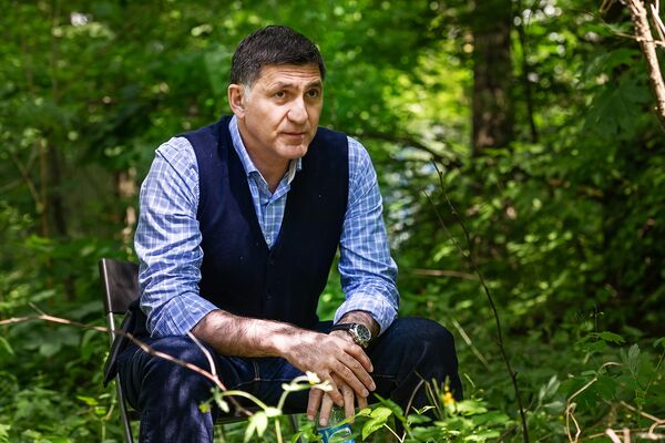 Актер литовского происхождения Сергей Пускепалис на съемках фильма Идеалист Актер литовского происхождения Сергей Пускепалис на съемках фильма Идеалист - Sputnik Литва