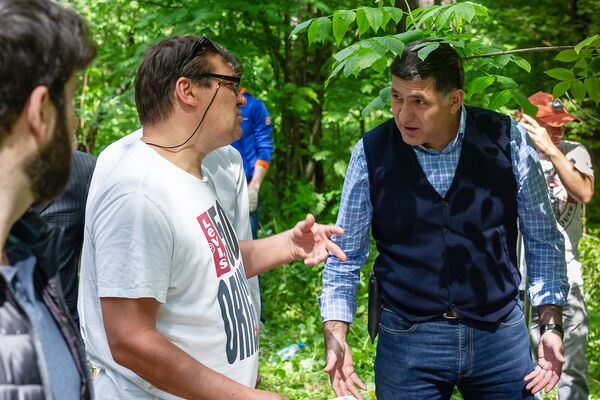 Актер литовского происхождения Сергей Пускепалис с режиссером Сергеем Раевским на съемках фильма Идеалист Актер литовского происхождения Сергей Пускепалис с режиссером Сергеем Раевским на съемках фильма Идеалист - Sputnik Литва