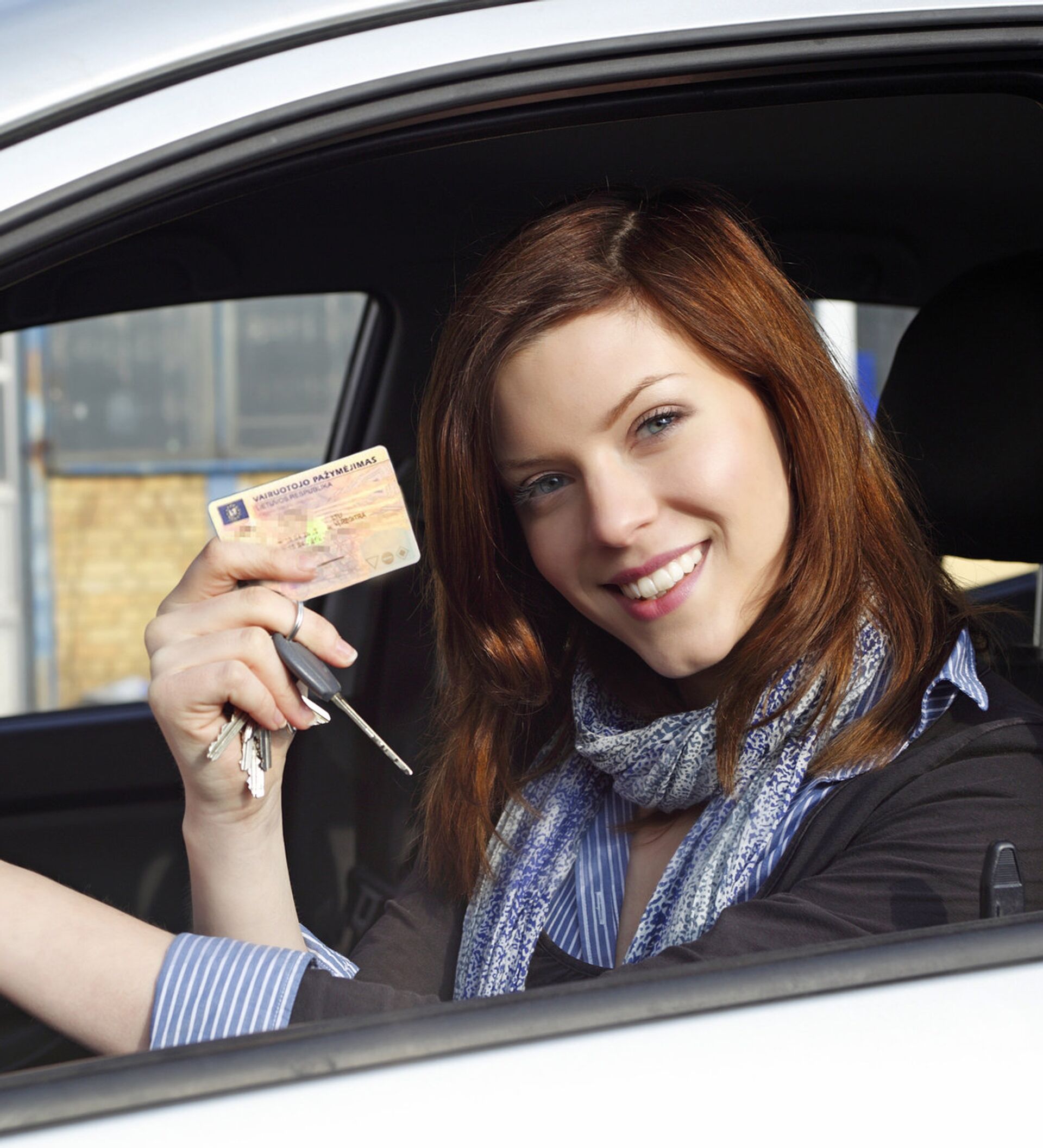 Car license. Лицензия на автомобиль. Driver License car. Девушка с водительскими правами PNG. USA Driver carsd.