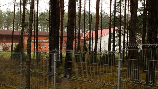 Предполагаемая тюрьма ЦРУ в Антавиляй, ноябрь 2009 года - Sputnik Литва
