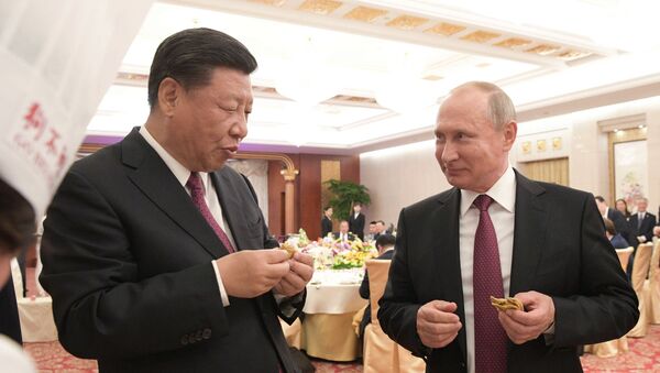 Rusijos prezidentas Vladimiras Putinas ir Kinijos vadovas Xi Jinpingas - Sputnik Lietuva