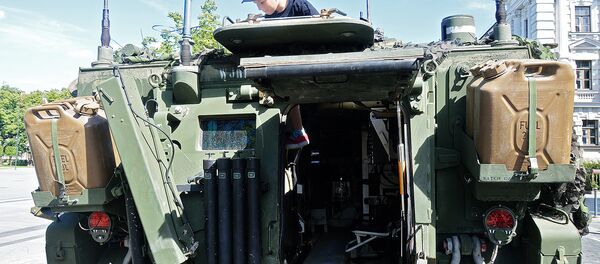 Демонстрация военной техники НАТО в Вильнюсе Демонстрация военной техники НАТО в Вильнюсе - Sputnik Lietuva