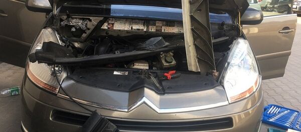 Citroen C4 slėptuvės su kontrabanda Citroen C4 slėptuvės su kontrabanda - Sputnik Lietuva