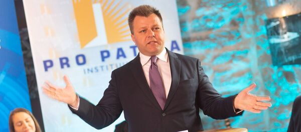 Депутат литовского парламента Мантас Адоменас, архивное фото Депутат литовского парламента Мантас Адоменас, архивное фото - Sputnik Литва