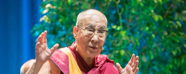Dalai Lama Vilniuje viešai skaito paskaitą Laimės menas - Sputnik Lietuva