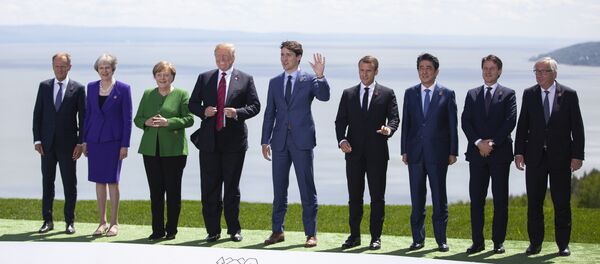 Лидеры стран G7 на саммите в Канаде, 8 июня 2018 года Лидеры стран G7 на саммите в Канаде, 8 июня 2018 года - Sputnik Lietuva