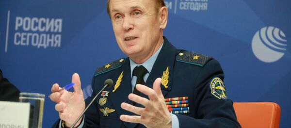 Владимир Попов, архивное фото Владимир Попов, архивное фото - Sputnik Литва