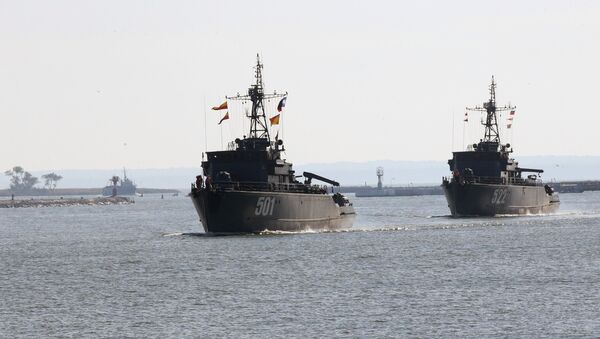 Выход кораблей Балтийского флота в море в рамках учений Запад-2017 - Sputnik Литва