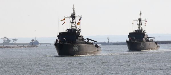 Выход кораблей Балтийского флота в море в рамках учений Запад-2017, архивное фото - Sputnik Литва