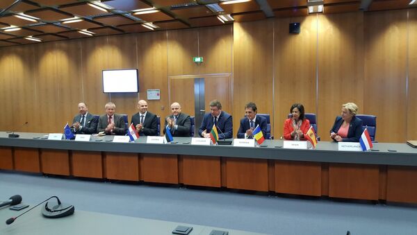 Подписание соглашения о создании киберсил быстрого реагирования в ЕС - Sputnik Литва