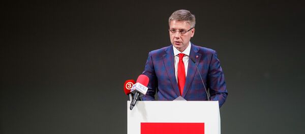 Нил Ушаков на съезде партии Согласие Нил Ушаков на съезде партии Согласие - Sputnik Lietuva