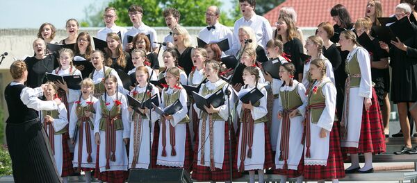 Праздник песни (Dainų šventė) - Sputnik Литва