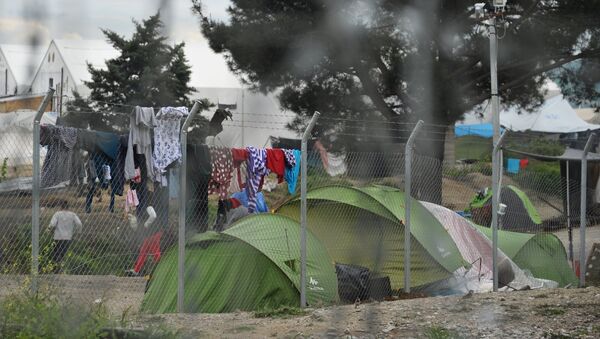 Лагеря беженцев Виноюг и Идомени на македоно-греческой границе, архивное фото - Sputnik Литва