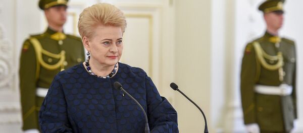 Президент Литвы даля Грибаускайте на встрече с президентом Литвы Сержем Матареллой - Sputnik Литва