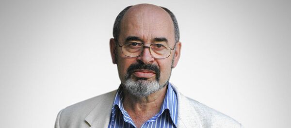 Военный эксперт, полковник в отставке Виктор Литовкин        - Sputnik Литва