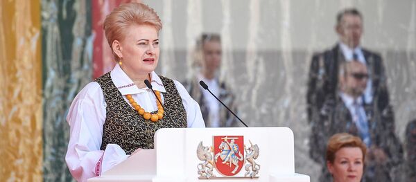 Выступление президента Литвы Дали Грибаускайте по случаю Дня литовского государства - Sputnik Литва