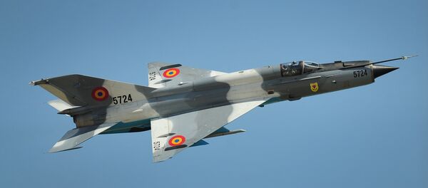 Истребитель МиГ-21 Lancer ВВС Румынии, архивное фото Истребитель МиГ-21 Lancer ВВС Румынии, архивное фото - Sputnik Lietuva