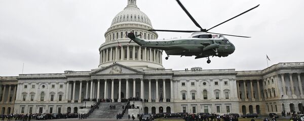 Здание Конгресса США на Капитолийском холме в Вашингтоне - Sputnik Литва