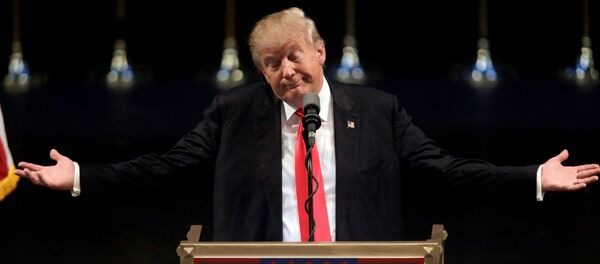 Кандидат в президенты США Дональд Трамп во время предвыборной гонки - Sputnik Литва