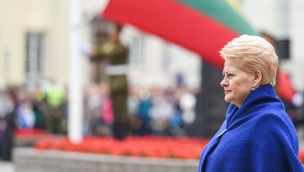 Президент Литвы Даля Грибаускайте на празднике песни школьников Литвы - Sputnik Литва