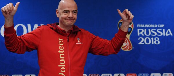 Президент ФИФА Джанни Инфантино перед началом пресс-конференции в Москве Президент ФИФА Джанни Инфантино перед началом пресс-конференции в Москве - Sputnik Lietuva