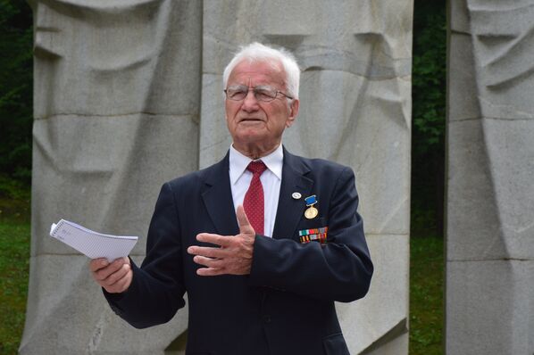 Председатель Литовской организации ветеранов, воевавших на стороне антигитлеровской коалиции Юлюс Декснис, 13 июля 2018 года - Sputnik Литва