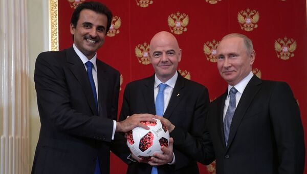 Президент РФ В. Путин принял участие в церемонии передачи Катару полномочий на проведение ЧМ-2022 по футболу - Sputnik Lietuva