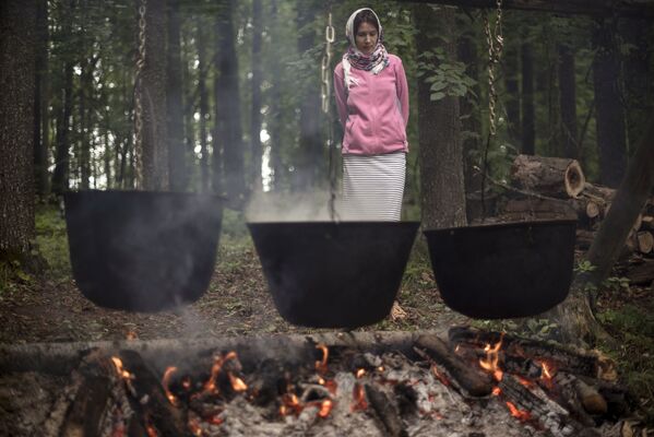 Котлы, где готовится ритуальная еда в честь праздника Сярем - Sputnik Литва