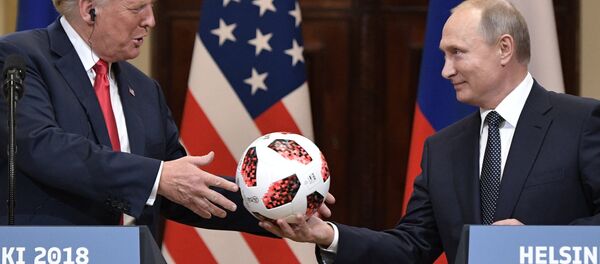 Встреча президента РФ Владимира Путина и президента США Дональда Трампа в Хельсинки - Sputnik Литва