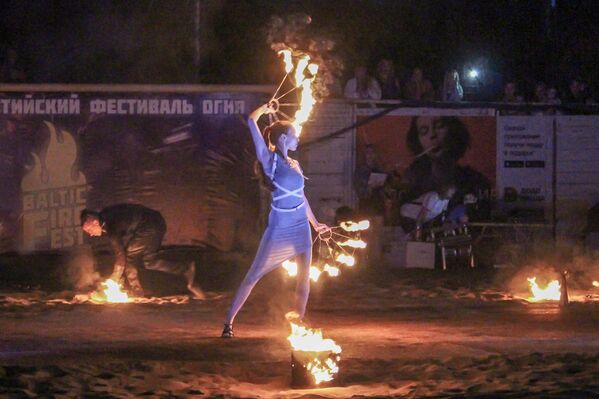 Открытый балтийский фестиваль огня (Baltic Fire Fest) - Sputnik Литва