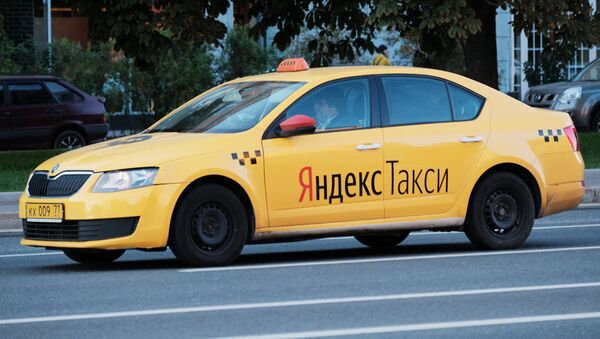 Автомобиль службы Яндекс.Такси - Sputnik Литва