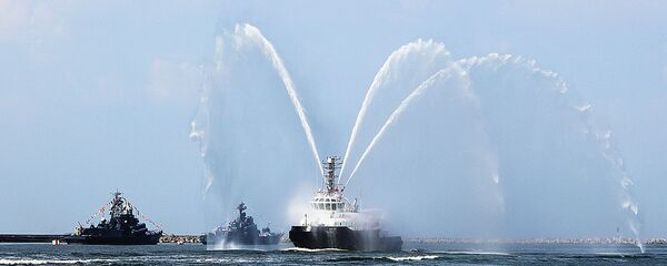 Парад ко дню ВМФ прошел в Балтийске Парад ко дню ВМФ прошел в Балтийске - Sputnik Lietuva