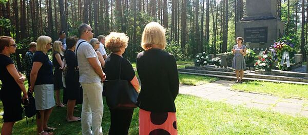 Pagerbtos romų genocido aukos Pagerbtos romų genocido aukos - Sputnik Lietuva