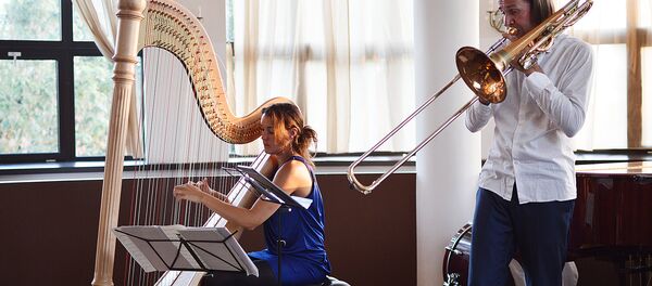 Неделя международного фестиваля духовых оркестров “Фанфарная неделя в Тракай” Неделя международного фестиваля духовых оркестров “Фанфарная неделя в Тракай” - Sputnik Lietuva