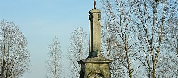 Памятник советским воинам в Польше - Sputnik Литва