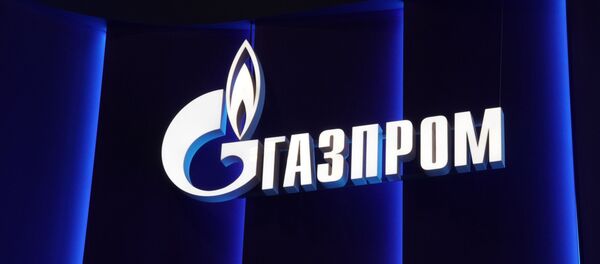 Логотип компании Газпром на Петербургском международном экономическом форуме. - Sputnik Литва